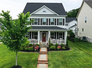 2126 River Heritage Blvd, Dumfries, VA 22026