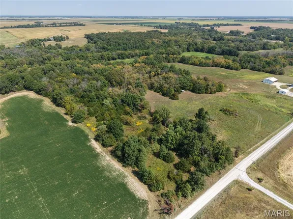 3 Muldrow Trl, Perry, MO 63462