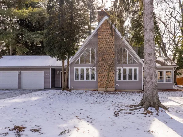 3675 E 32nd Ct, Hobart, IN 46342