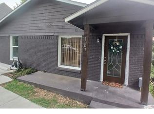 1303 E Myrtle St #1, Fort Worth, TX 76104