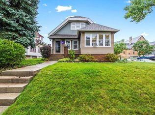 1468 S 77th St, West Allis, WI 53214