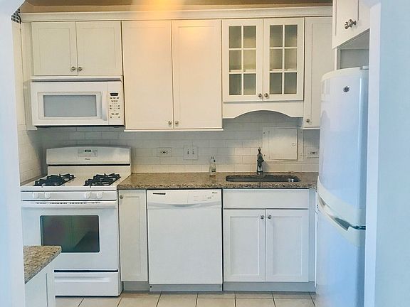 5th image of 4501 Arlington Blvd APT 401