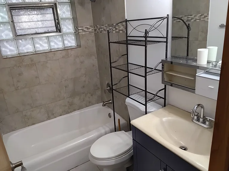 5535 W Edmunds St #3-A — Photo 8