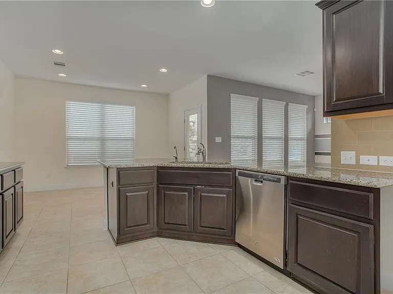 3651 Sandy Brook Dr #200 — Photo 4