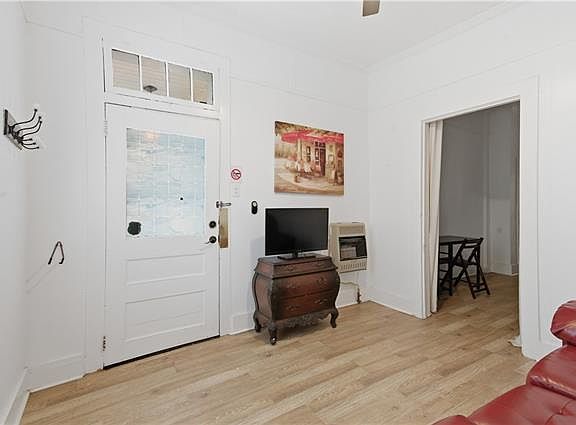 2nd image of 7602 Burthe St
