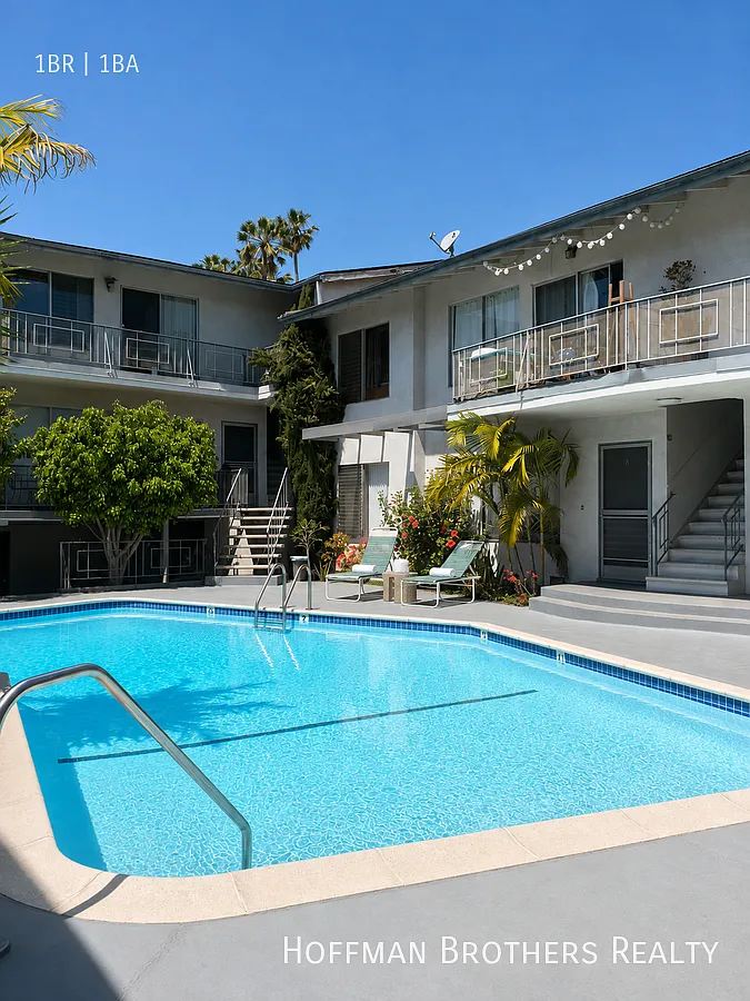 3711 Mentone Ave Los Angeles, CA 90034 — Photo 4