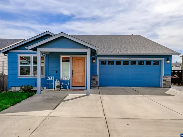 511 NE Fern Ave, Dallas, OR 97338