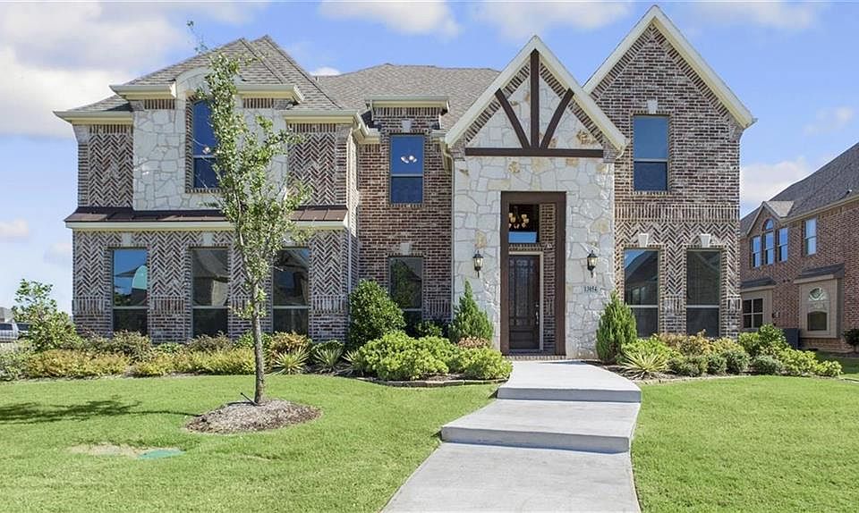 1st image of 13054 Cinderella Ln