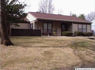 556 Malvern Ct, Manchester, NJ 08759