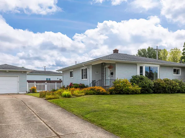 1725 W 40th St, Erie, PA 16509
