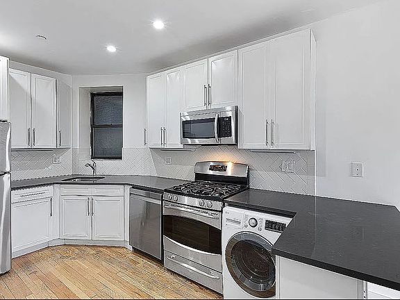 3rd image of 2192 Frederick Douglass Blvd APT 5W