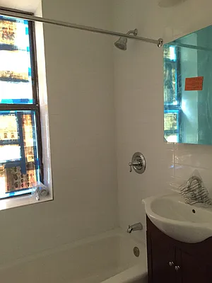 Rented by Smart NY Realty LLC | media 9