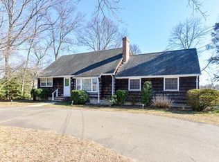 16 Erickson Ave, Helmetta, NJ 08828