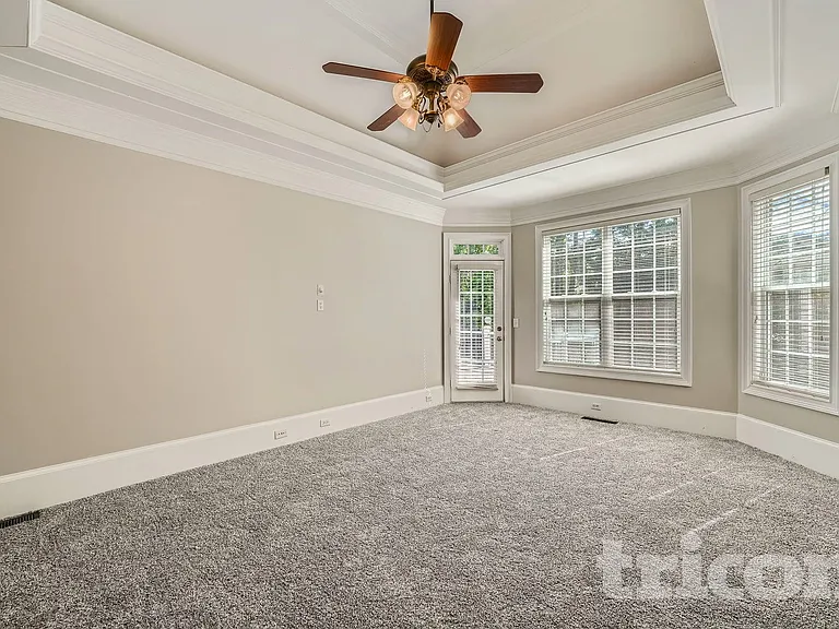 300 Fallstone Path — Photo 13