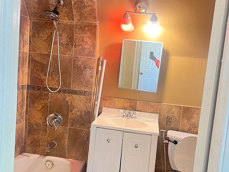 82 Girard Ave #2 — Photo 10