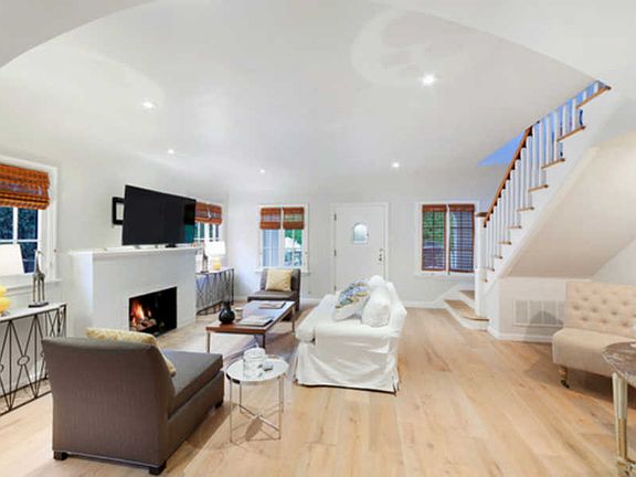 2nd image of 828 N Stanley Ave