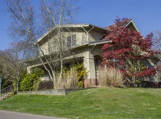 42 Strathmore Blvd, Athens, OH 45701