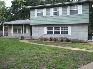 3902 Heidi Rd W, Jacksonville, FL 32277