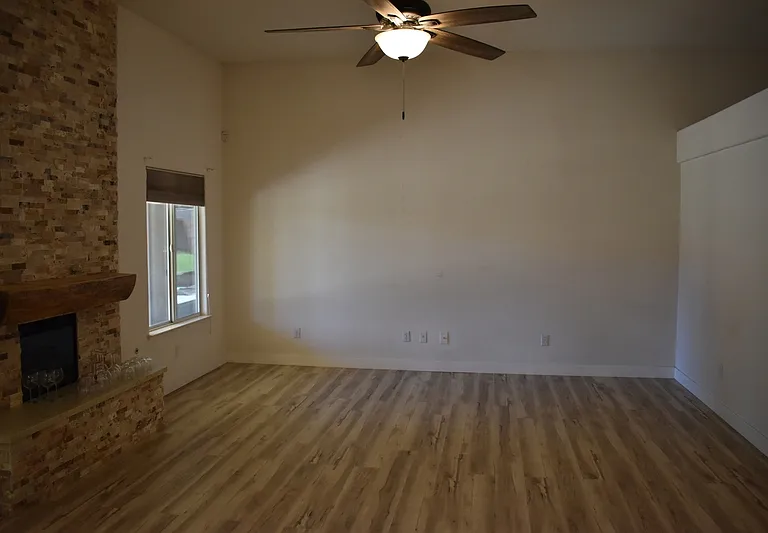 6310 Diamond Ct — Photo 7