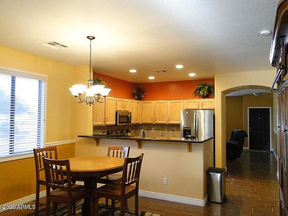 4th image of 44207 W Cydnee Dr