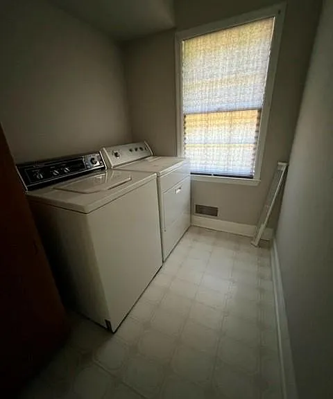 167 Brookview Dr — Photo 8