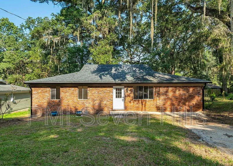 3 bed, 2.0 bath, 1540 sqft, $1,850 — Photo 2