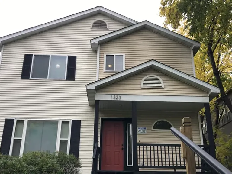 1323 Oliver Ave N — Photo 20