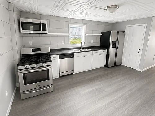 149 Van Rensselaer St #2 Photo 1