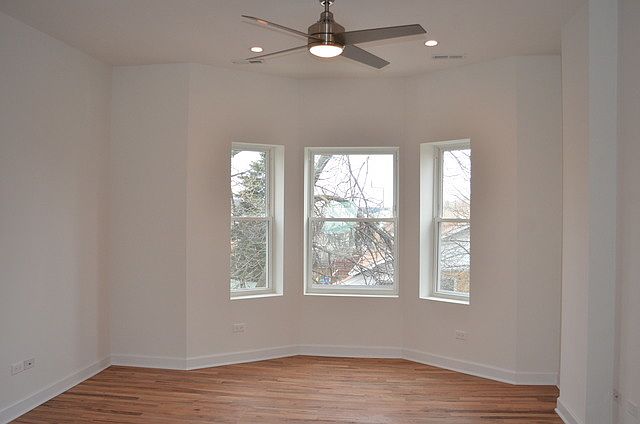 2nd image of 3450 W Waveland Ave APT 2F