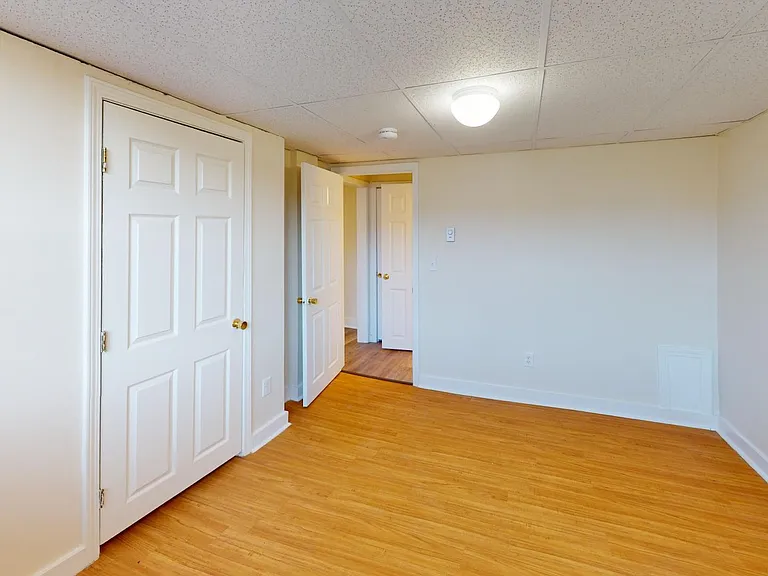 1632 Commonwealth Ave — Photo 5