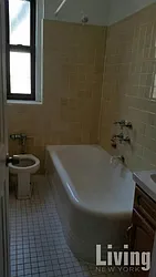 Rented by Living New York