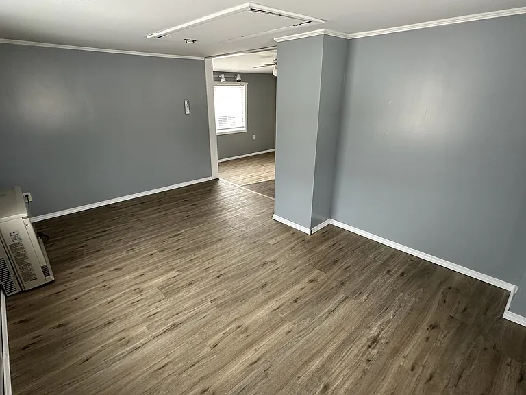 2692 Union St — Photo 2