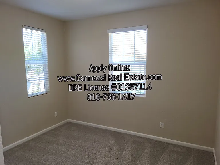 260 Wapello Cir — Photo 15