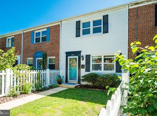 105 Mount Vernon Ave, Alexandria, VA 22301