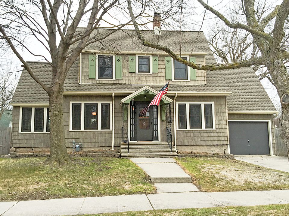 815 St George St