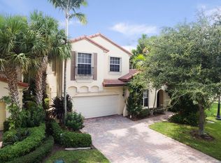 820 Madison Ct, Palm Beach Gardens, FL 33410
