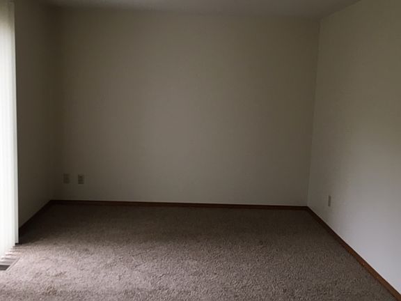 5th image of 17545 NW Woodmere Ct