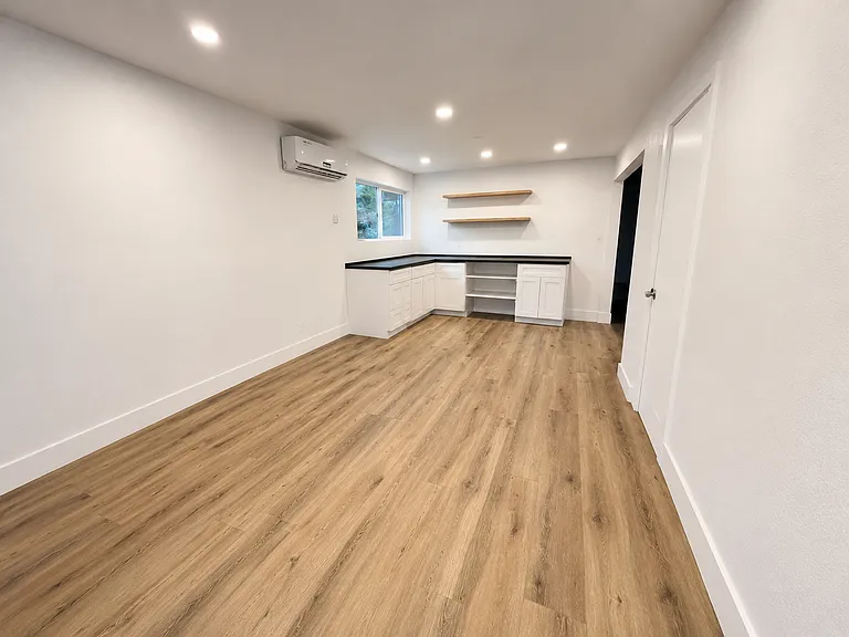 58 Saddlebow Rd — Photo 3