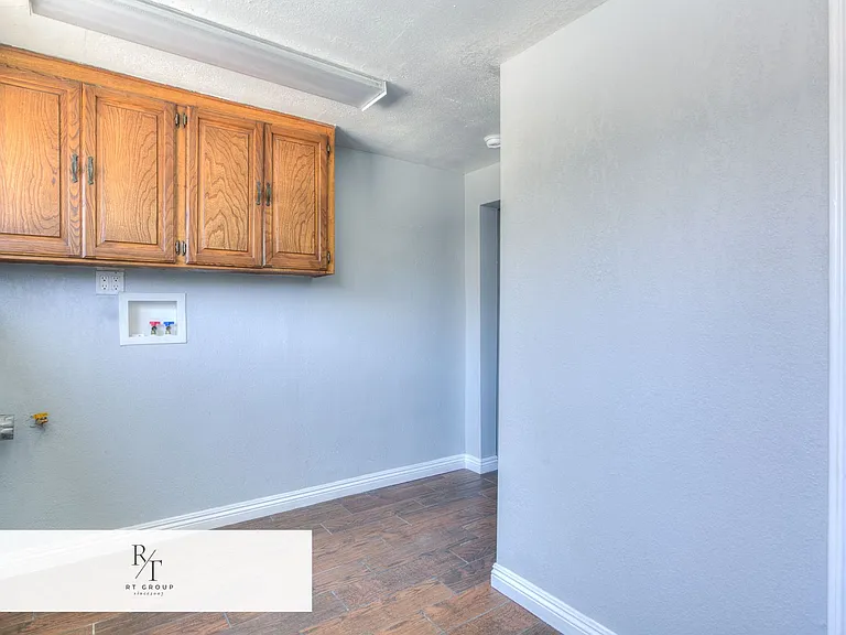 3045 Charlotte Ave — Photo 11