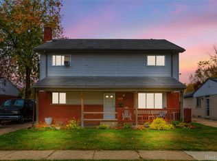 9274 Chamberlain St, Romulus, MI 48174