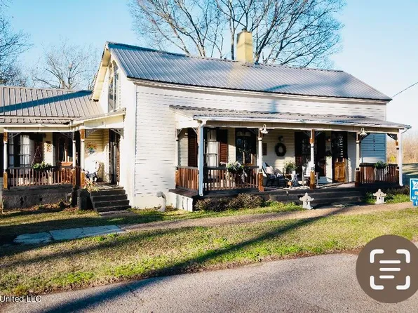 460 E College Ave, Holly Springs, MS 38635