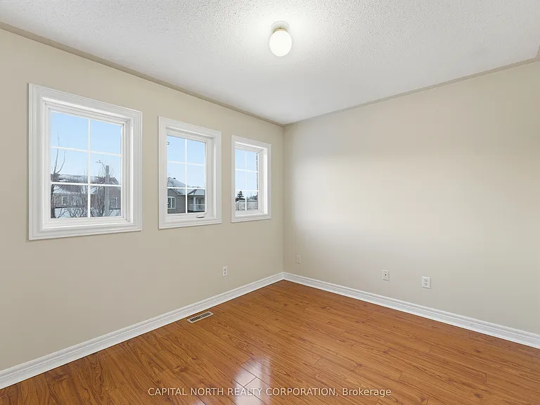 74 Bullrush Dr — Photo 29