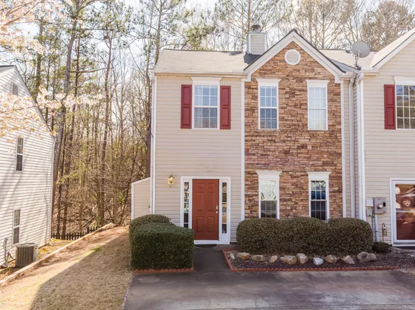 4698 Crawford Oaks Dr, Oakwood, GA 30566