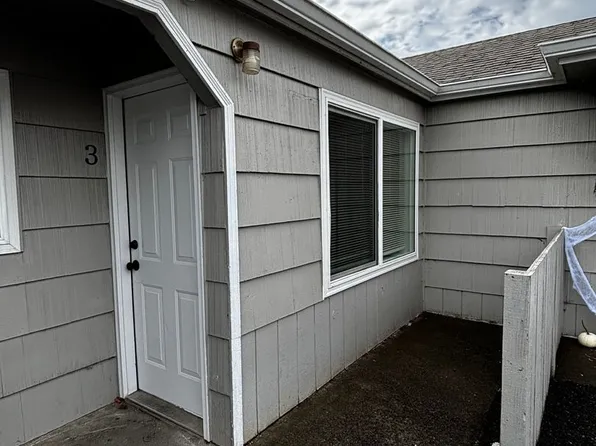 Cottage Apartments, 940 E Jefferson St Unit 7, Stayton, OR 97383