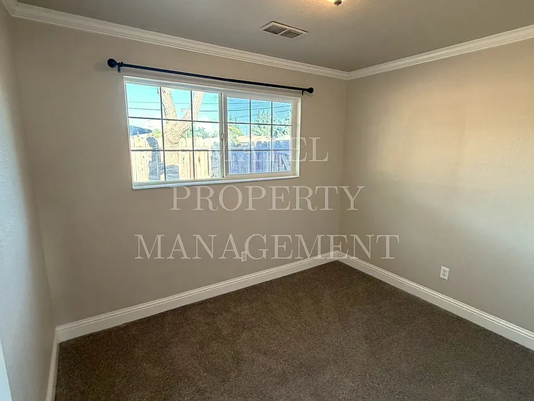 227 Becky Way — Photo 14