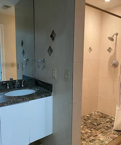 Downstairs Bathroom