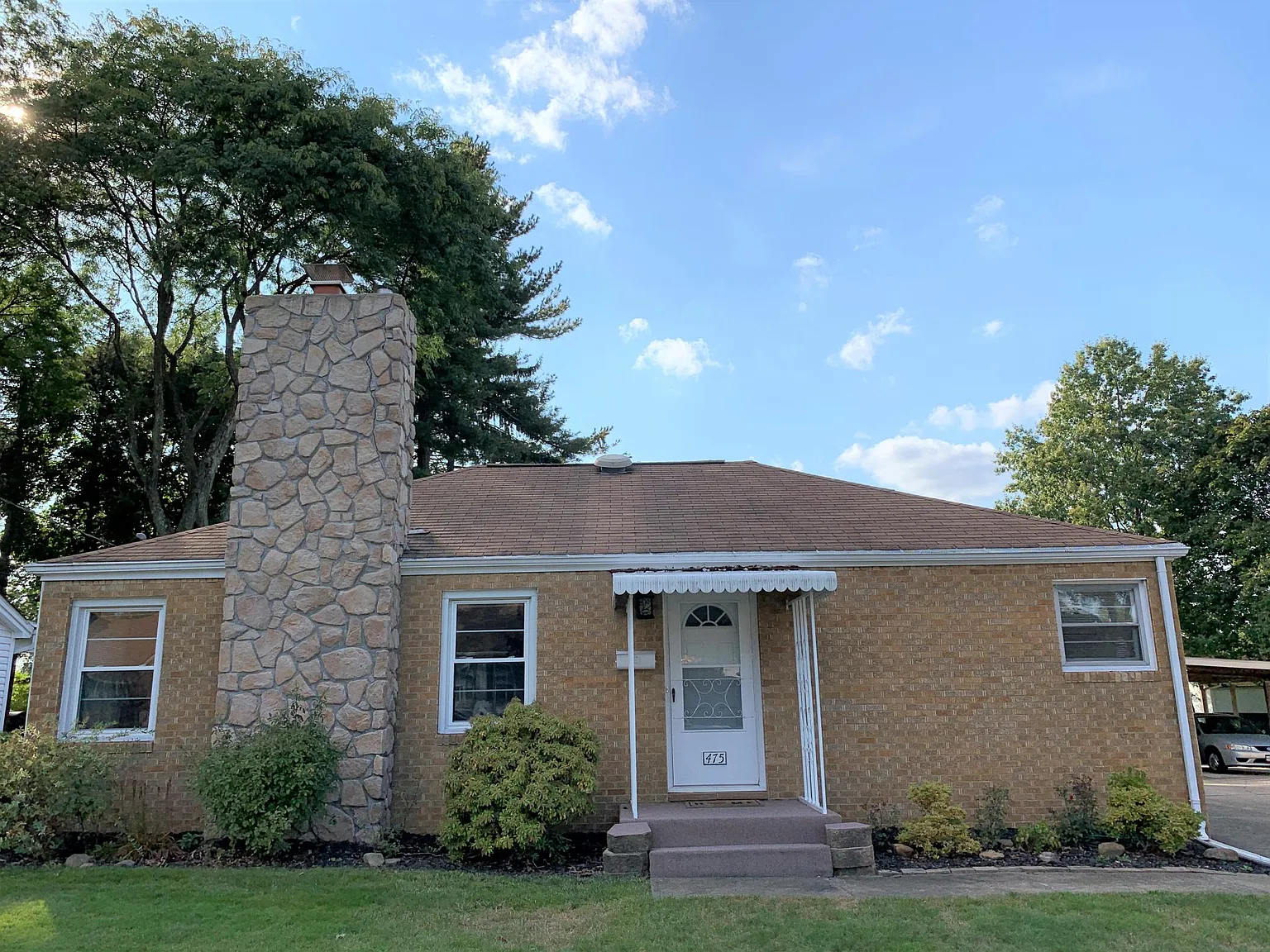 475 Fair Oaks Ave NW photo 1