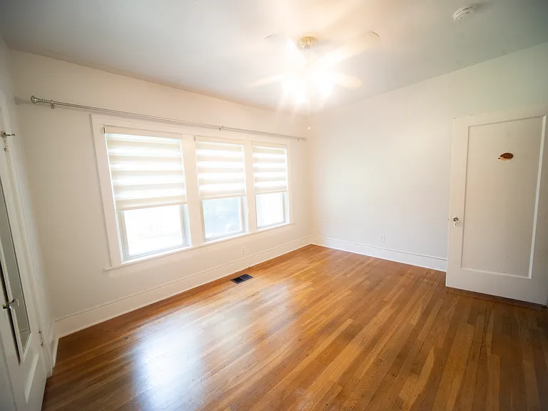 2600 Shirley Ave — Photo 26