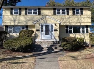 21 George Rd UNIT 21, Winchester, MA 01890