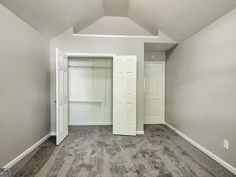 10744 Misty Meadows Ct — Photo 13
